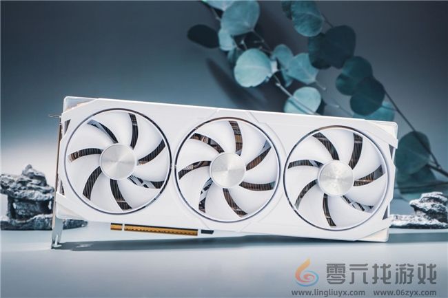 开启DLSS 4 步入4K游戏新门槛，耕升 GeForce RTX 5070 踏雪 OC 灵动来袭！(图2)